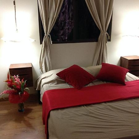 Royal Vai Hotell Faaa Exteriör bild